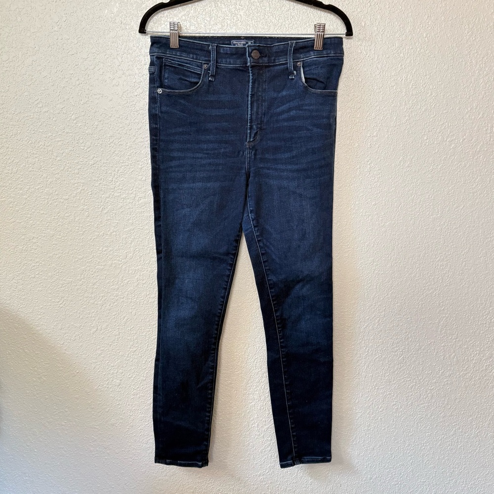 Abercrombie & Fitch Dark Wash Simone High Rise Super Skinny Jeans Size 28 Short